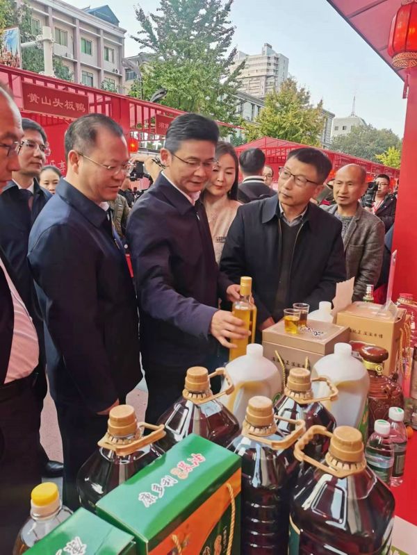 来利国际w66,油茶莳植生产加工销售,植物油莳植生产加工销售